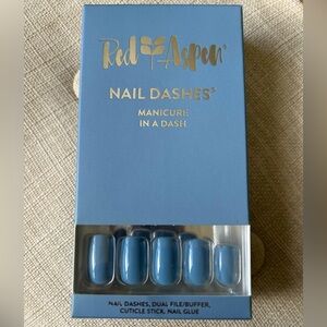 Red Aspen Barefoot Blue Jean Press On Nails
